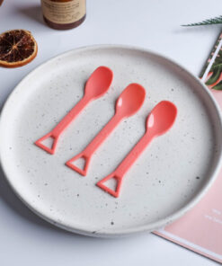 โรงงานผลิตช้อนส้อมพลาสติก โรงงานฉีดพลาสติก ช้อนส้อมรับประทานอาหาร ส้อมพับ